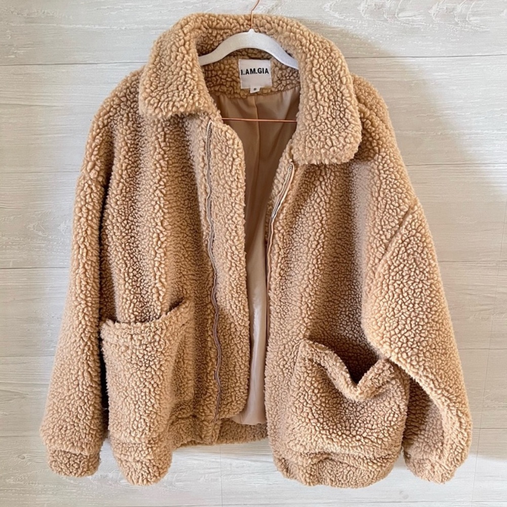 I AM GIA TEDDY COAT